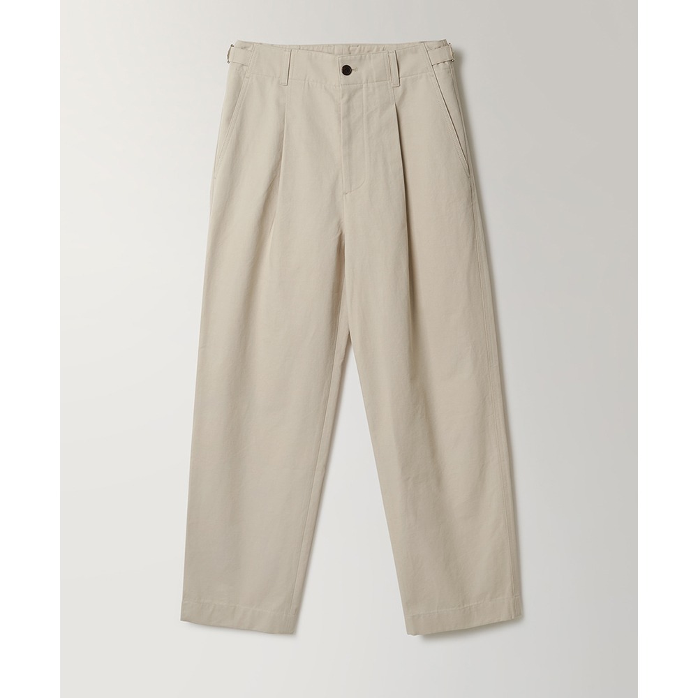 [INTHERAW]  Structured Chino Pants Sand Beige