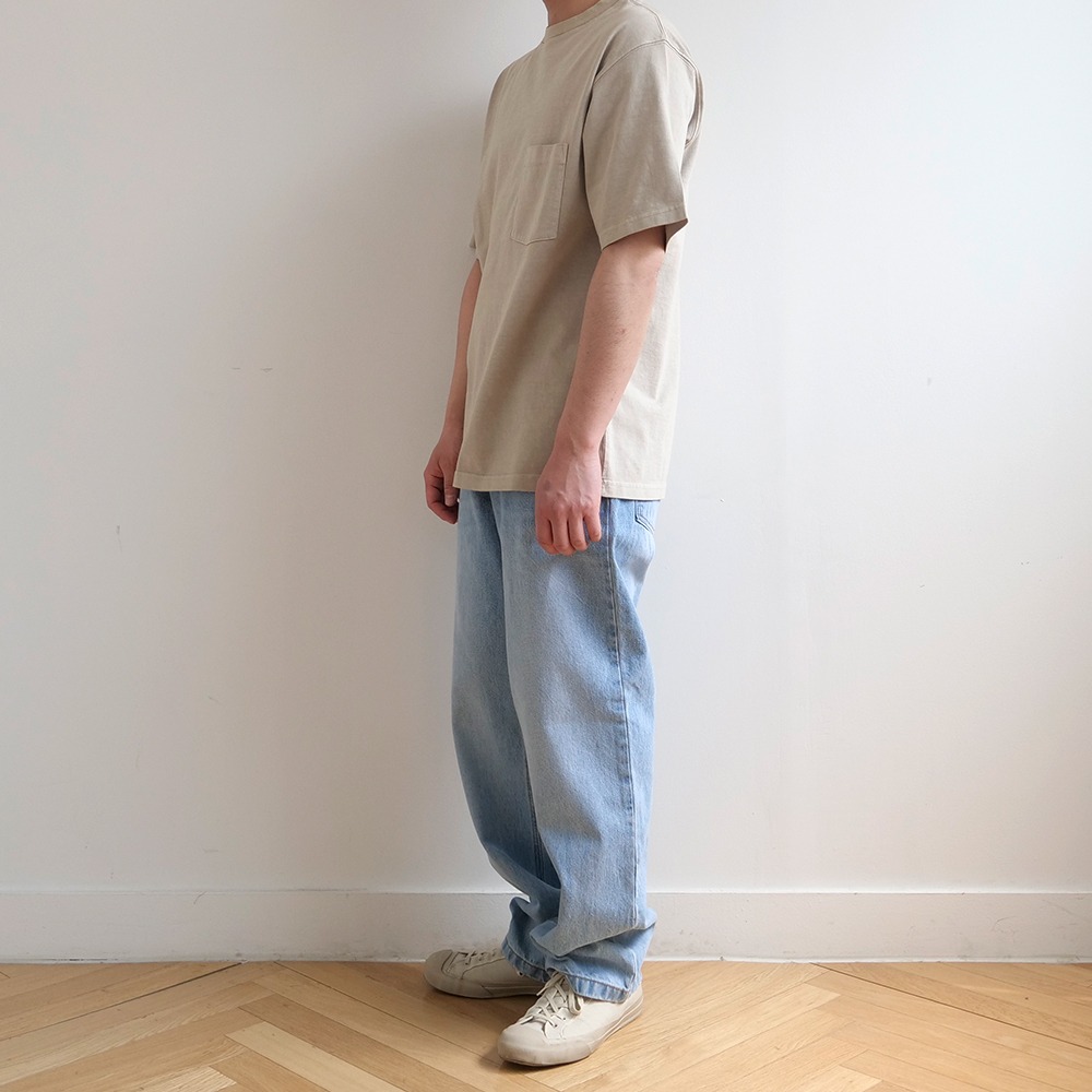 [Art if acts]  One Pocket Garment Dyeing T-Shirts Sand