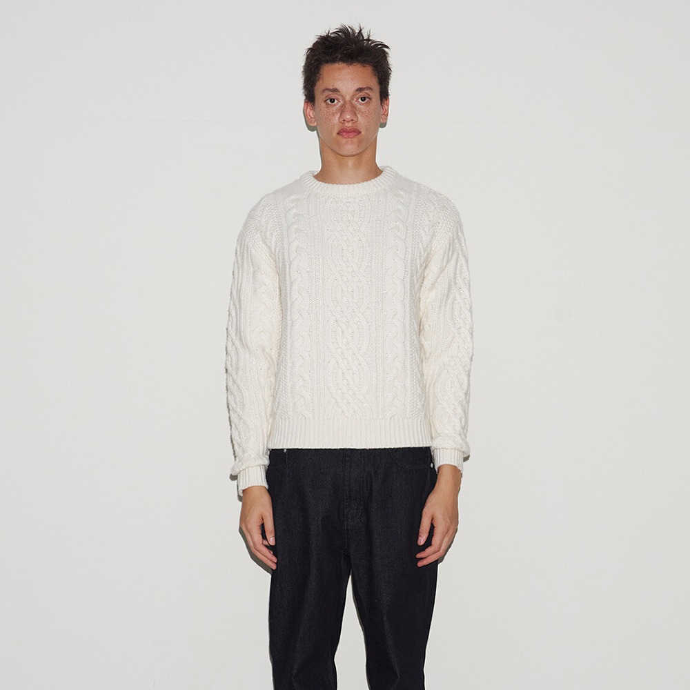 [Worthwhile Movement]   Heavy Cable Sweater Ivory